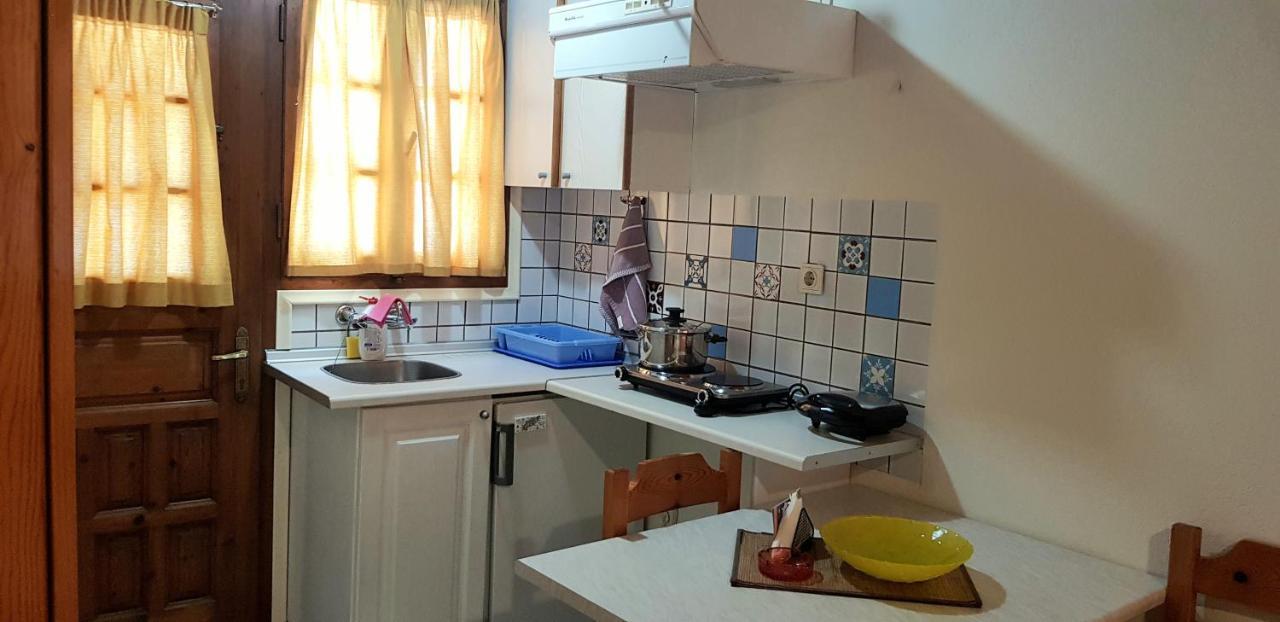 Iasonas Rooms Ágios Kírykos Εξωτερικό φωτογραφία